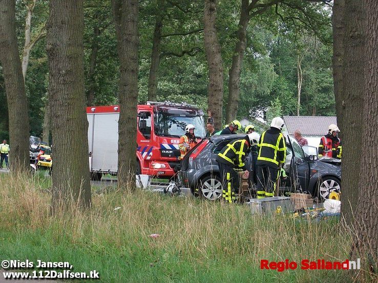 Bestuurder overleden na ongeval in Dalfsen (update) - Foto: Niels Jansen