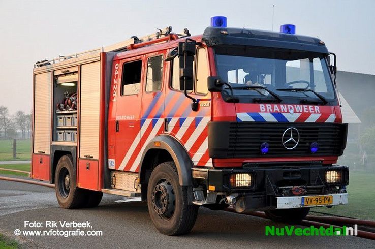 Voorbijganger ontdekt vroegtijdig schoorsteenbrand Ommen - Foto: Rik Verbeek