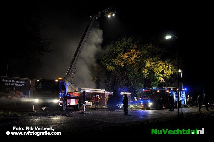 Grote brand bij restaurant Dalmshoeve in Dalmsholte - Foto: Rik Verbeek