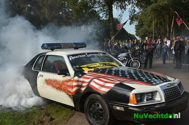 Amerikaanse Dag bij café Calluna goed bezocht - Foto: Johan Bokma