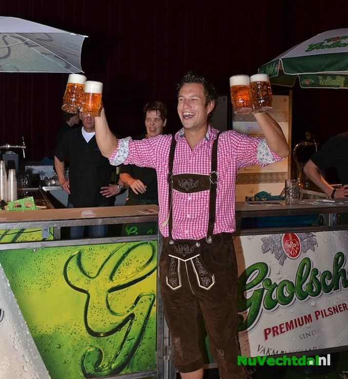 Oktoberfest de Trefkoele Dalfsen meer dan geslaagd - Foto: Johan Bokma