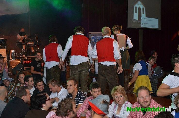 Oktoberfest de Trefkoele Dalfsen meer dan geslaagd - Foto: Johan Bokma