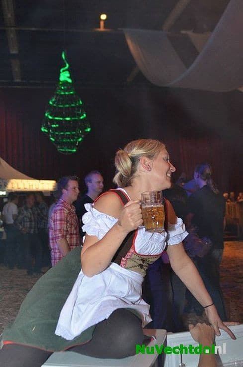 Oktoberfest de Trefkoele Dalfsen meer dan geslaagd - Foto: Johan Bokma