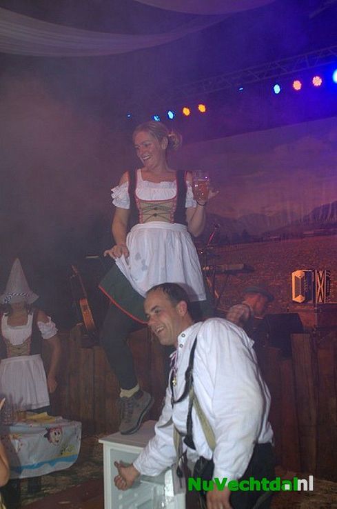 Oktoberfest de Trefkoele Dalfsen meer dan geslaagd - Foto: Johan Bokma