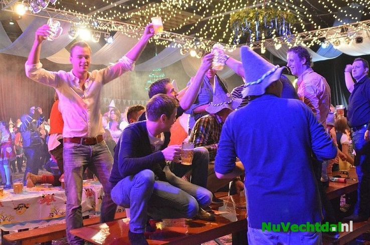Oktoberfest de Trefkoele Dalfsen meer dan geslaagd - Foto: Johan Bokma