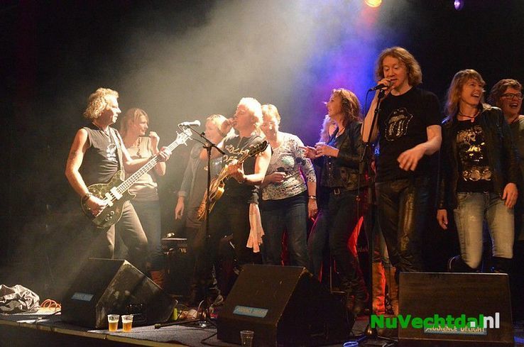 Foto’s: Vechtdal Blues and Rock festival Dalfsen een succes! - Foto: Johan Bokma