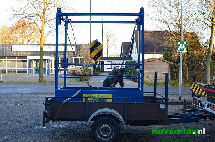 Mast Vechtdal FM verplaatst van Dalfsen naar Oudleusen - Foto: Johan Bokma