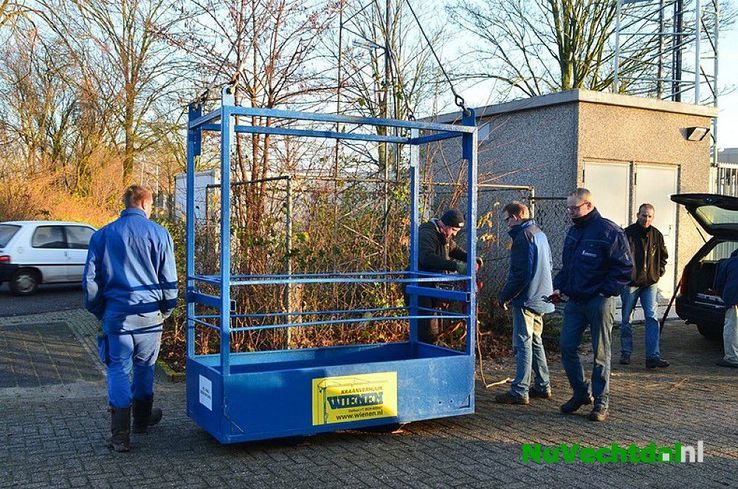Mast Vechtdal FM verplaatst van Dalfsen naar Oudleusen - Foto: Johan Bokma