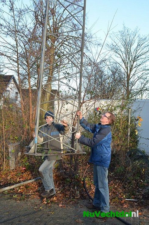 Mast Vechtdal FM verplaatst van Dalfsen naar Oudleusen - Foto: Johan Bokma