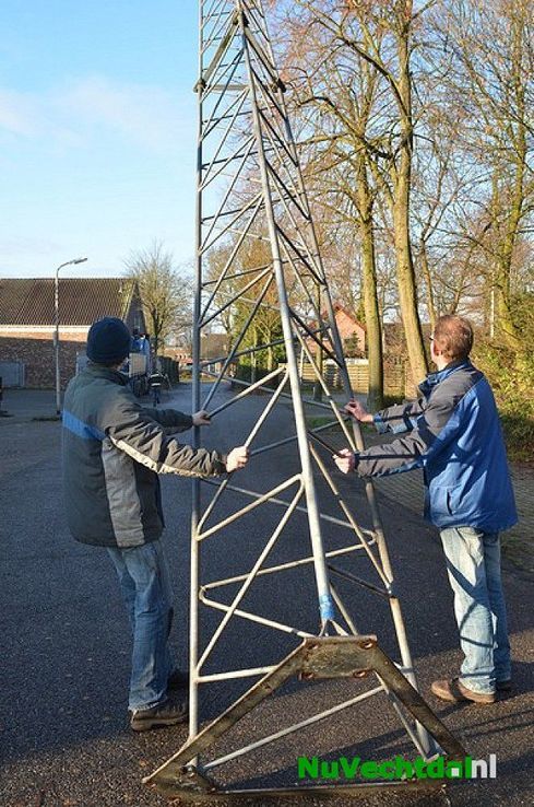 Mast Vechtdal FM verplaatst van Dalfsen naar Oudleusen - Foto: Johan Bokma