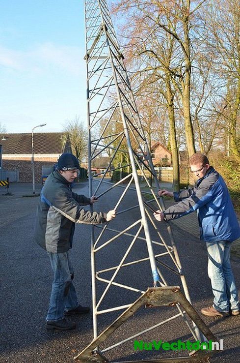 Mast Vechtdal FM verplaatst van Dalfsen naar Oudleusen - Foto: Johan Bokma