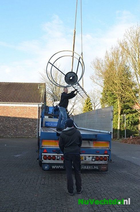 Mast Vechtdal FM verplaatst van Dalfsen naar Oudleusen - Foto: Johan Bokma