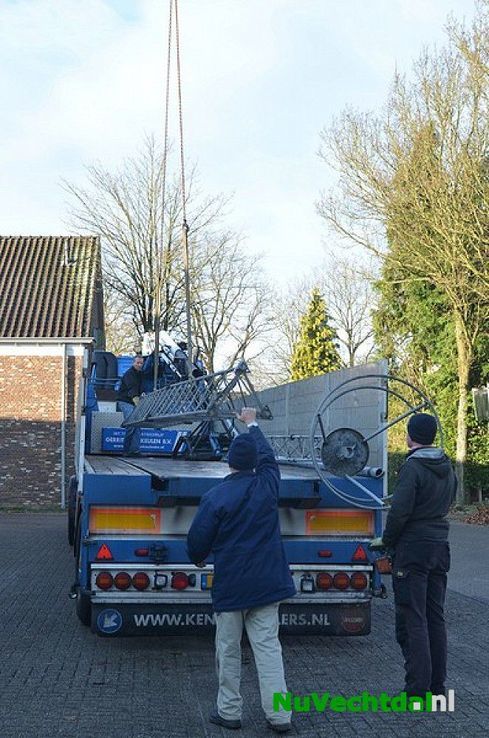 Mast Vechtdal FM verplaatst van Dalfsen naar Oudleusen - Foto: Johan Bokma