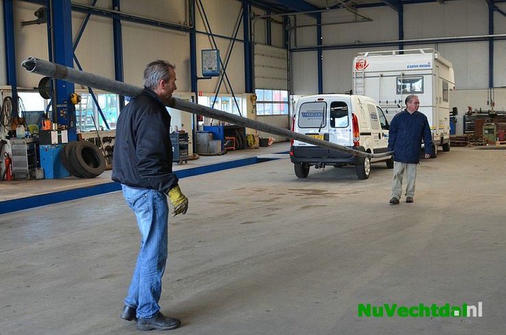 Mast Vechtdal FM verplaatst van Dalfsen naar Oudleusen - Foto: Johan Bokma