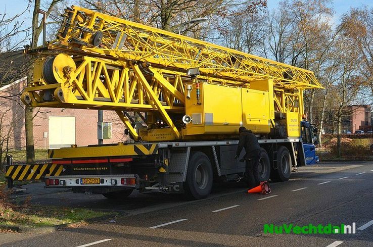 Mast Vechtdal FM verplaatst van Dalfsen naar Oudleusen - Foto: Johan Bokma
