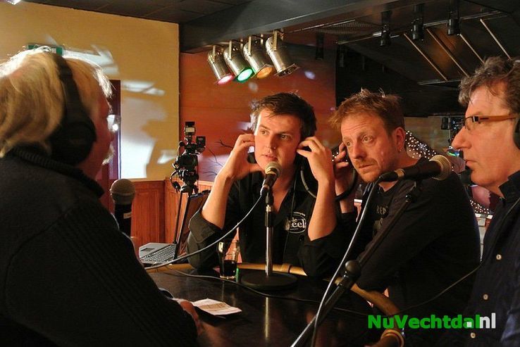 Video: Serious Request Nieuwleusen haalt 5000 euro op - Foto: Niels Jansen