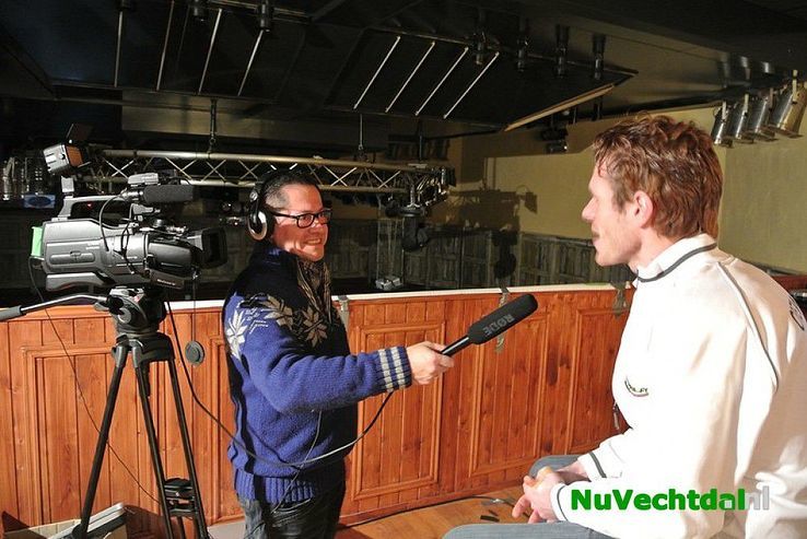 Video: Serious Request Nieuwleusen haalt 5000 euro op - Foto: Niels Jansen