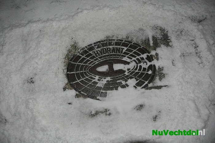 Brandkranen vaak niet zichtbaar door winterweer - Foto: Niels Jansen