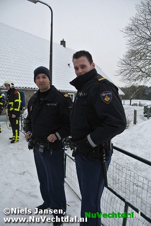 Schoorsteenbrand Engellandweg bij Dalfsen - Foto: Niels Jansen