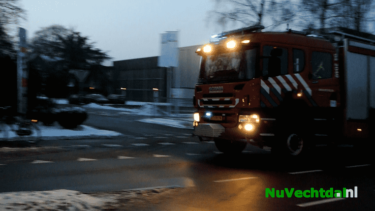 Brandweer weet woning te sparen bij schoorsteenbrand - Foto: Niels Jansen
