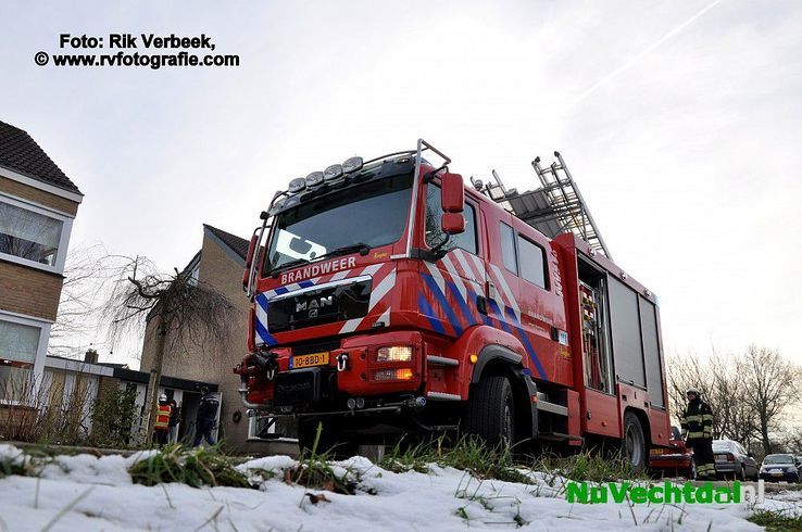 Woningbrand Kievitstraat Ommen door frituurpan - Foto: Rik Verbeek