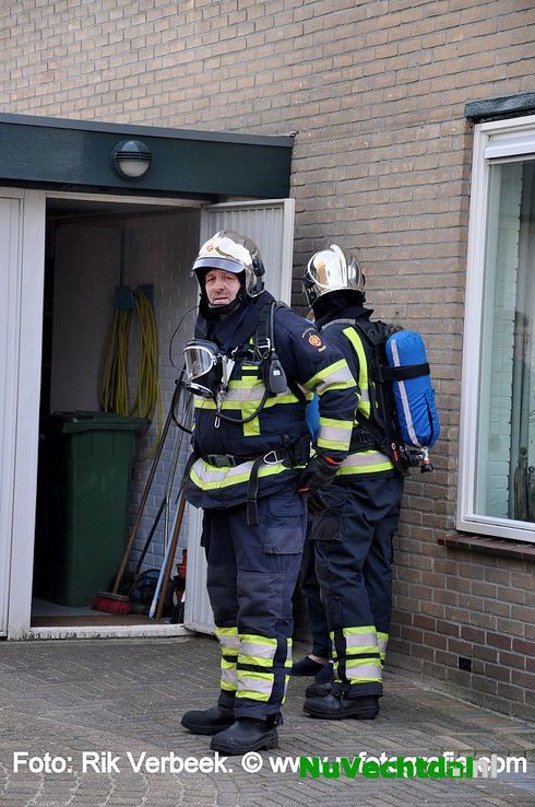 Woningbrand Kievitstraat Ommen door frituurpan - Foto: Rik Verbeek