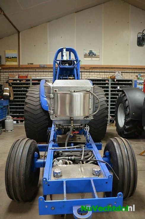 Tractorpulling team uit Heino opent haar deuren - Foto: Johan Bokma
