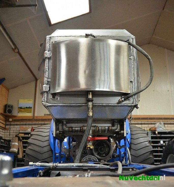 Tractorpulling team uit Heino opent haar deuren - Foto: Johan Bokma