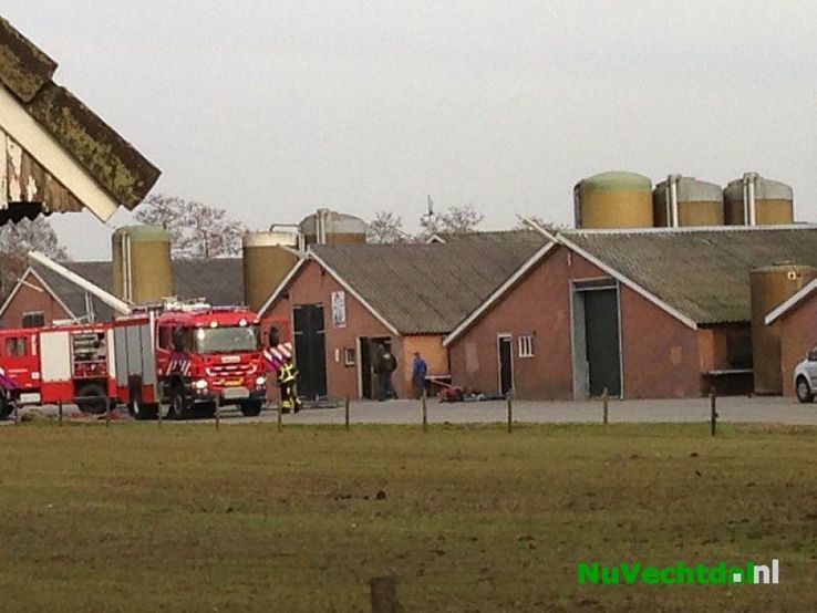 Brandweer Dalfsen rukt uit naar schuurbrand Vinkenbuurt - Foto: Erik Snijder