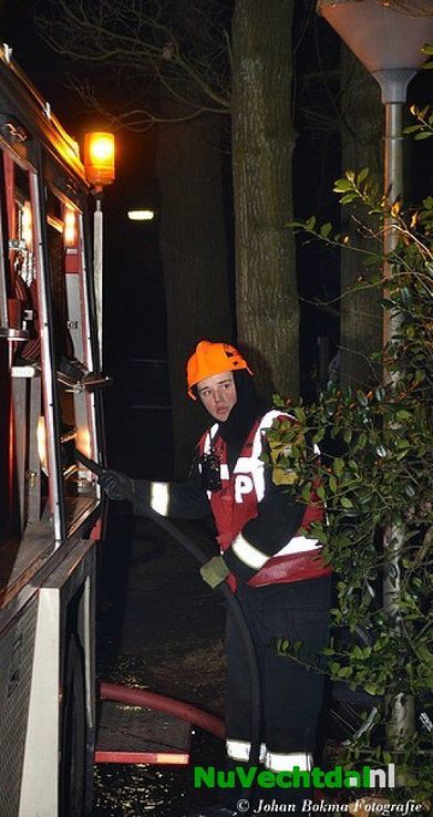 Jeugdbrandweer Dalfsen oefent bij Scouting Dalfsen - Foto: Johan Bokma