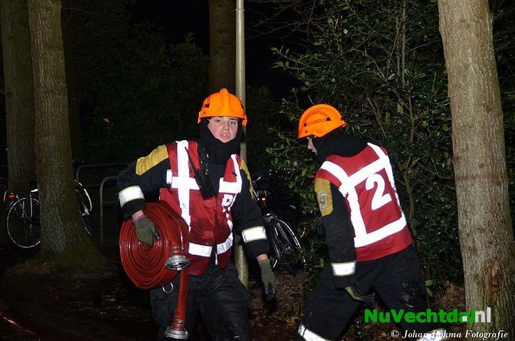 Jeugdbrandweer Dalfsen oefent bij Scouting Dalfsen - Foto: Johan Bokma