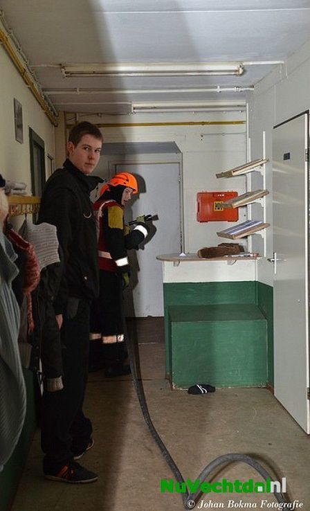 Jeugdbrandweer Dalfsen oefent bij Scouting Dalfsen - Foto: Johan Bokma