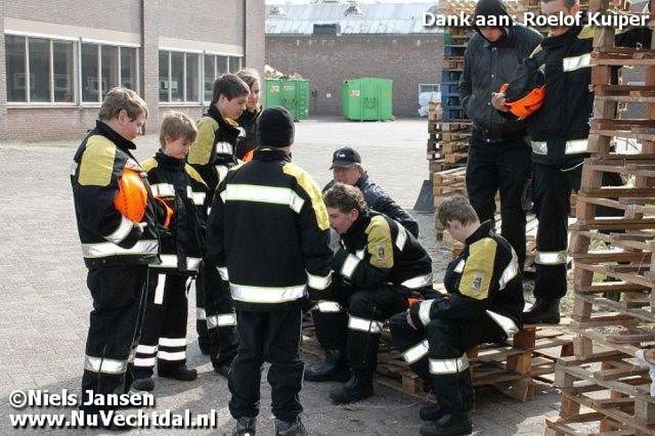 Foto’s Junioren Jeugdbrandweer Dalfsen in Nijverdal - Foto: Roelof Kuiper
