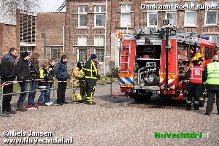 Foto’s Aspiranten Jeugdbrandweer Dalfsen in Nijverdal - Foto: Roelof Kuiper