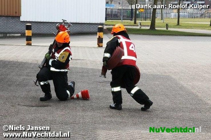 Foto’s Aspiranten Jeugdbrandweer Dalfsen in Nijverdal - Foto: Roelof Kuiper