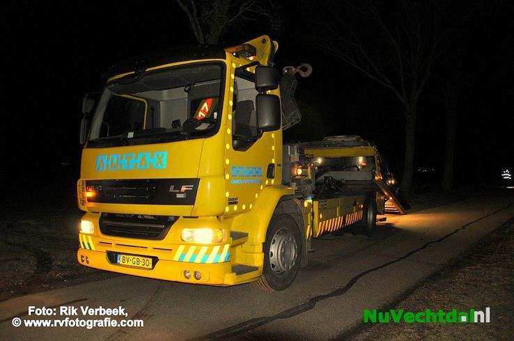 Voetganger zwaar gewond na ongeval in Witharen - Foto: Rik Verbeek