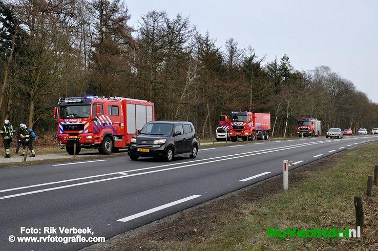 Woning verwoest na brand aan de Varsenerdijk Ommen - Foto: Rik Verbeek