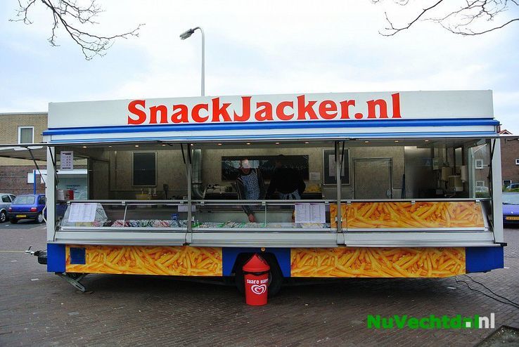 De “Snackjacker” komt met grotere wagen - Foto: Niels Jansen