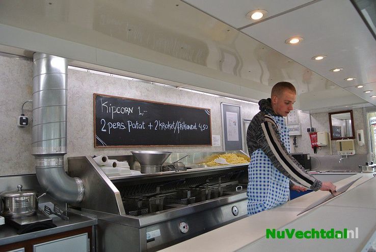 De “Snackjacker” komt met grotere wagen - Foto: Niels Jansen