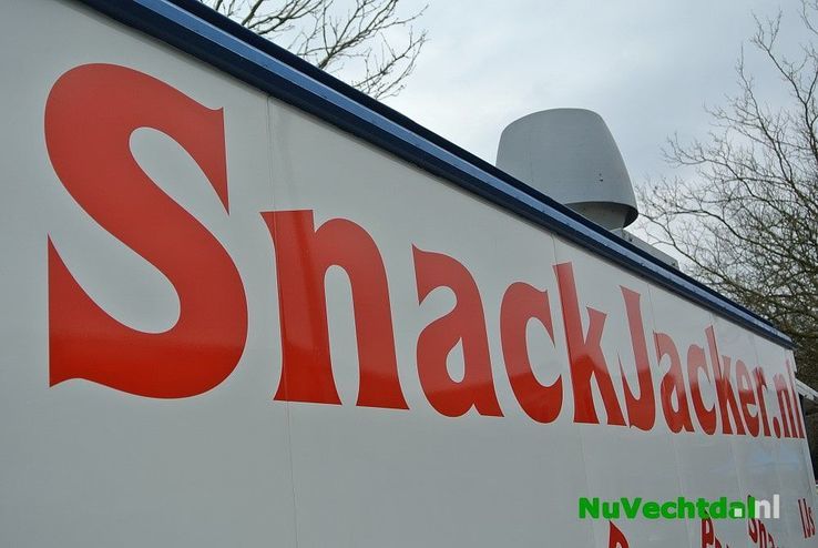 De “Snackjacker” komt met grotere wagen - Foto: Niels Jansen