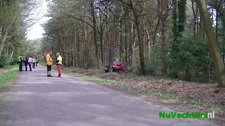 Ongeval met letsel op de Hasselerweg bij Ommen - Foto: Joost van Assen