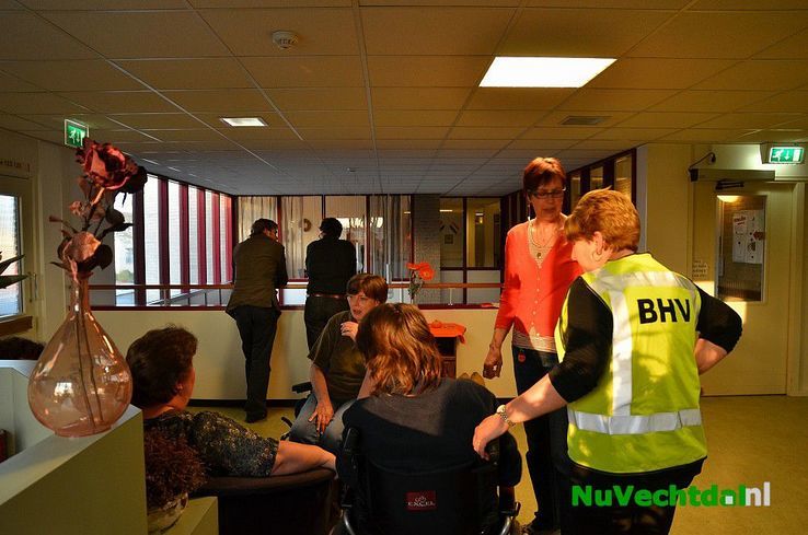 Beelden brandweeroefening Hulstkampen Nieuwleusen - Foto: Johan Bokma