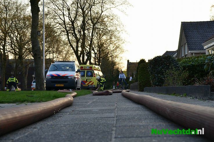 Beelden brandweeroefening Hulstkampen Nieuwleusen - Foto: Johan Bokma