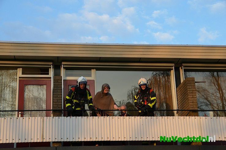Beelden brandweeroefening Hulstkampen Nieuwleusen - Foto: Johan Bokma