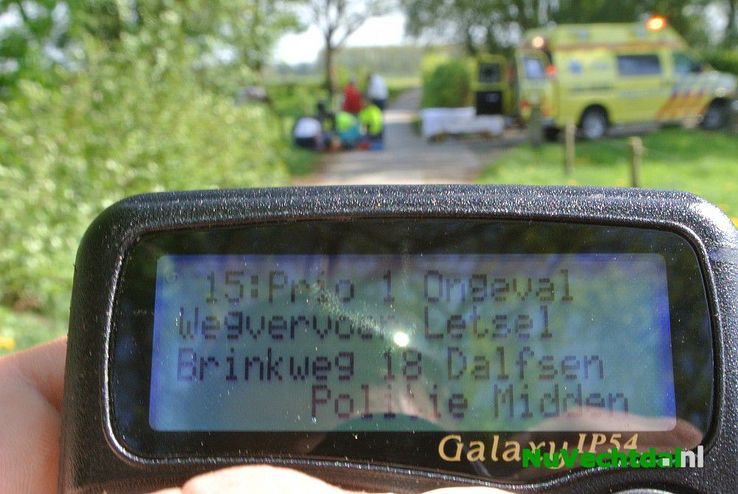 UPDATE: Fietsers gewond bij botsing Brinkweg Dalfsen - Foto: Niels Jansen