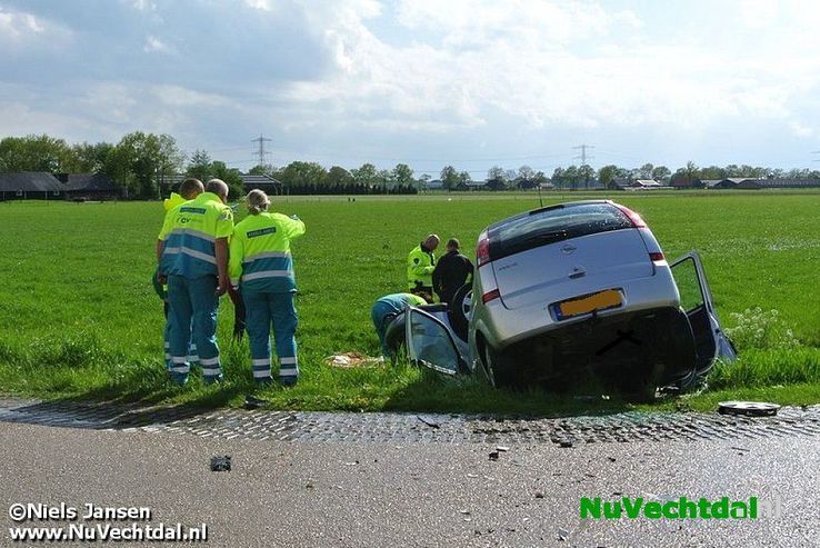 Video: Gewonden bij ongeval Langsweg Dalfsen - Foto: Niels Jansen