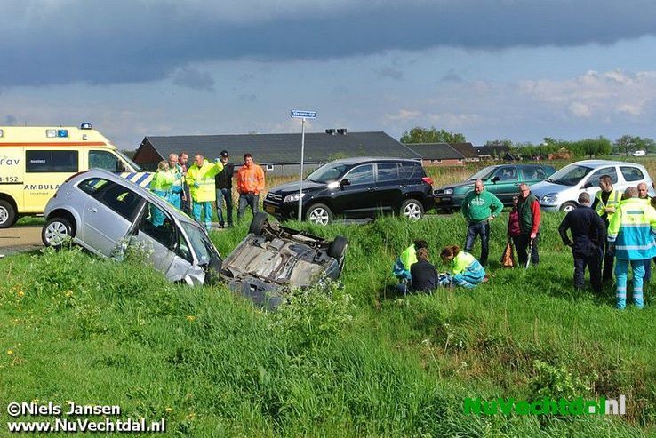 Video: Gewonden bij ongeval Langsweg Dalfsen - Foto: Niels Jansen