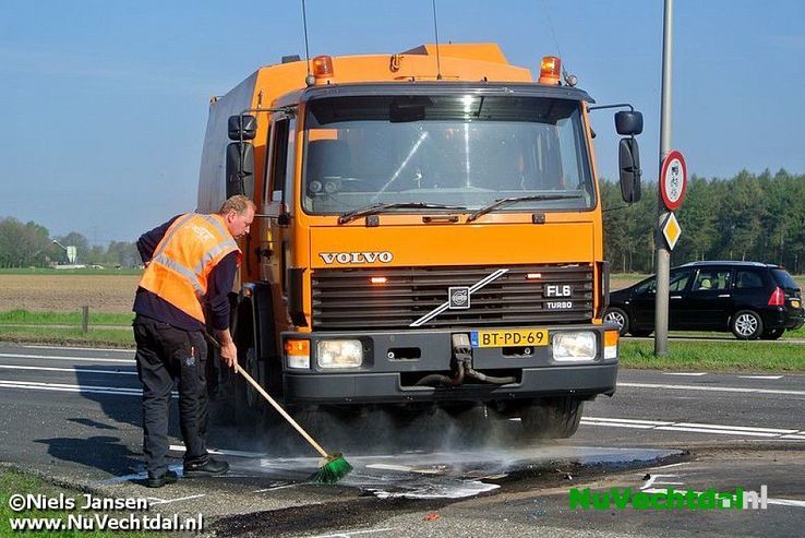 VIDEO: Zwaar ongeval op oversteek Hessenweg Dalfsen - Foto: Niels Jansen