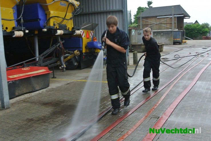 Jeugdbrandweer bereidt zich voor op halve finale - Foto: Niels Jansen