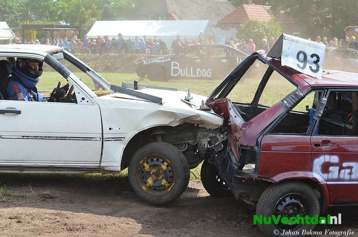 (VIDEO) Autorodeo Oudleusen weer een groot spektakel - Foto: Johan Bokma